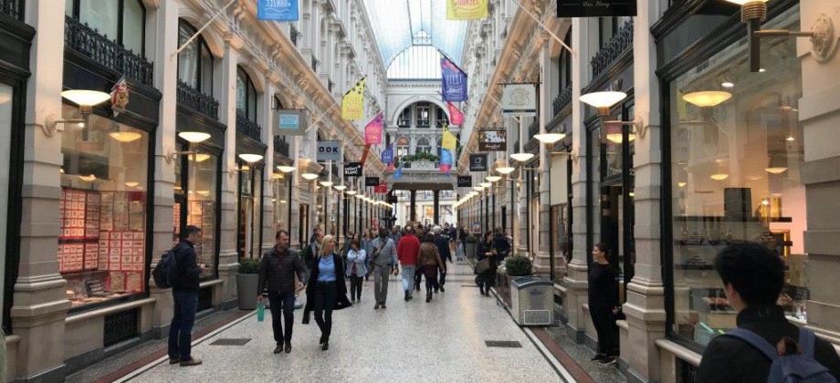 Den Haag Centrum – Diverse winkelruimten VERHUURD - Den Haag Centrum – Diverse winkelruimten VERHUURD -