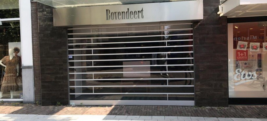 UDEN Marktstraat 26 winkel op toplocatie !