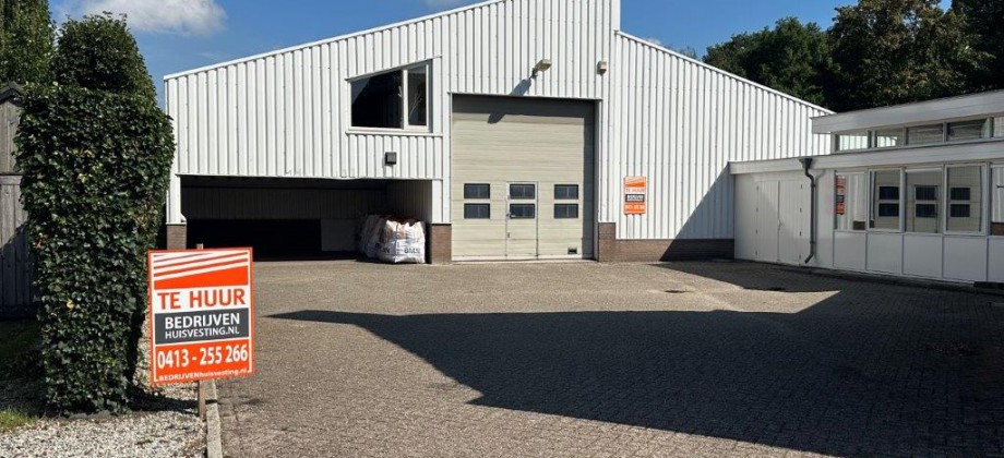 Volkel Kloosterstraat 38- 650 m2 Bedrijfsruimte met 250 m2 buitenterrein Volkel Kloosterstraat 38- 650 m2 Bedrijfsruimte met 250 m2 buitenterrein