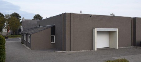 Uden Pannebakkerstraat 13-15  -VERKOCHT- Bedrijfsruimte met vrijstaande bedrijfswoning