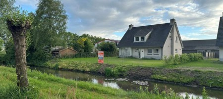 Uden Pannebakkerstraat 11a 13a – Bedrijfsruimte 475 m2 met vrijstaande bedrijfswoning
